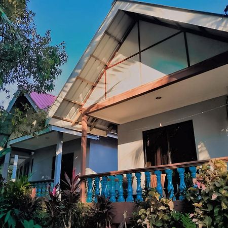 Fiqthya Chalet & Cafe Kampong Ayer Batang Exterior foto
